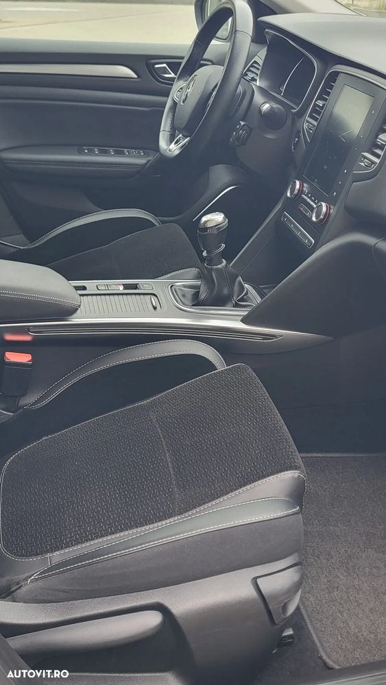 Renault Megane - 9