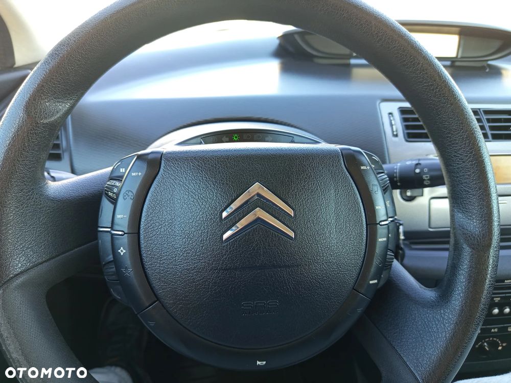 Citroën C4 1.4 16V SX - 4