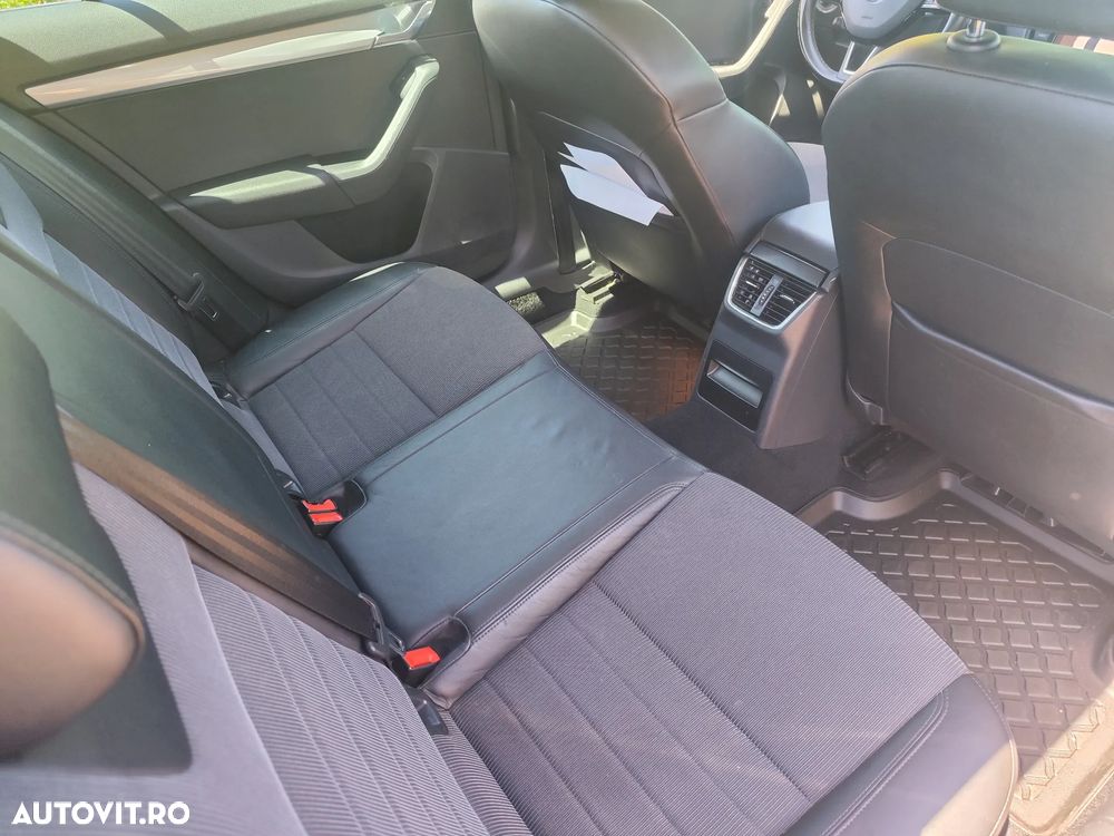 Skoda Octavia 1.6 TDI Style - 9