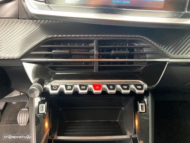 Peugeot 208 1.2 PureTech Active Pack - 21