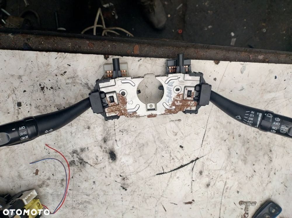 HYUNDAI SANTA FE II przełacznik zespolony pajak - 1