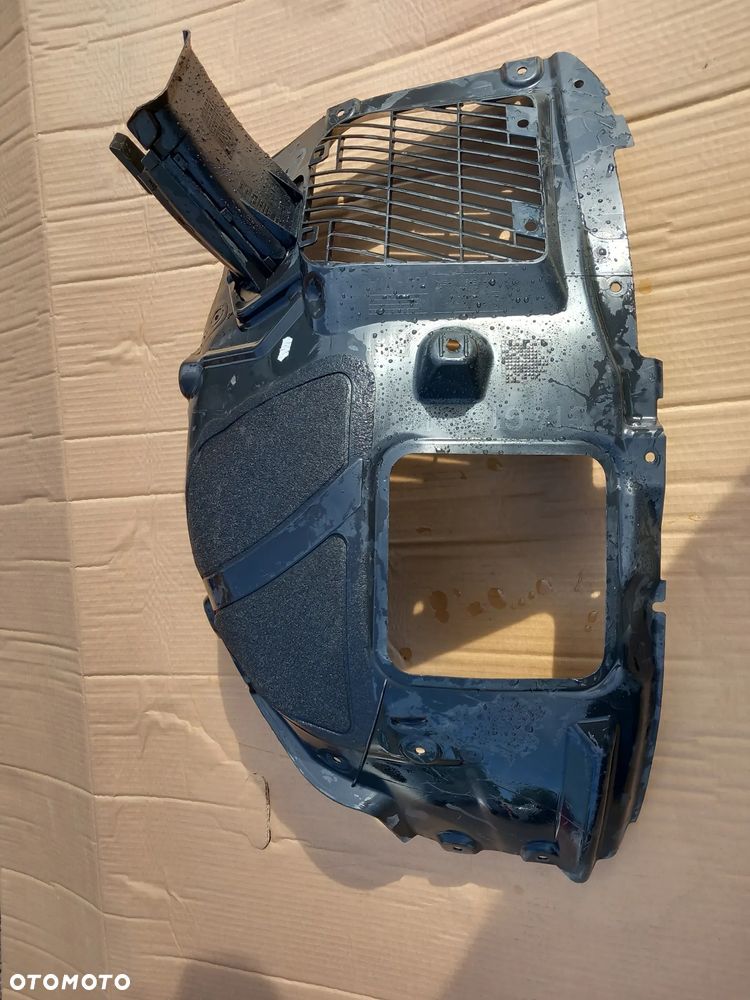 Nadkole p/p + wlot powietrza BMW 8 G14,G15,G16 - 3