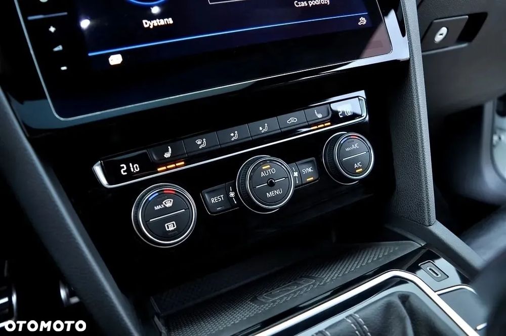 Volkswagen Arteon 2.0 TDI R-Line DSG - 19