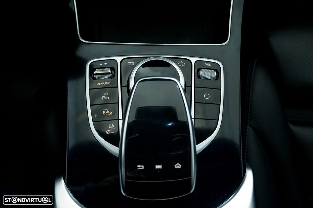 Mercedes-Benz C 300 de Avantgarde - 9