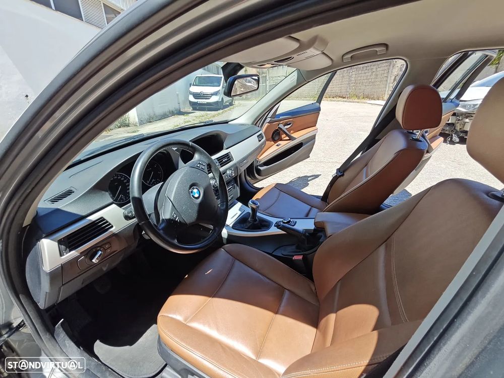 BMW 320 d EfficientDynamics - 9