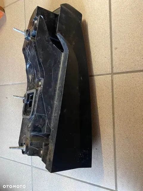 LAMPA TYŁ PRAWA CADILLAC STS - 5