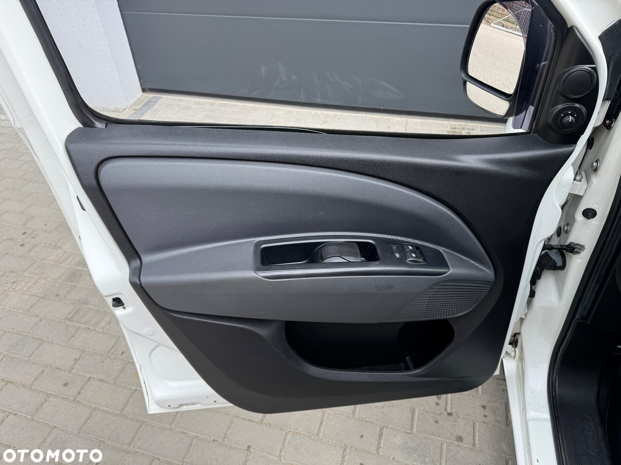 Fiat Doblo - 17