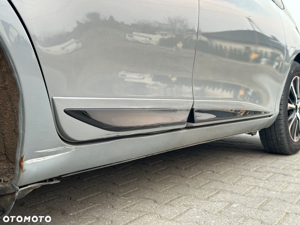 Toyota Yaris 1.5 Dynamic CVT - 24