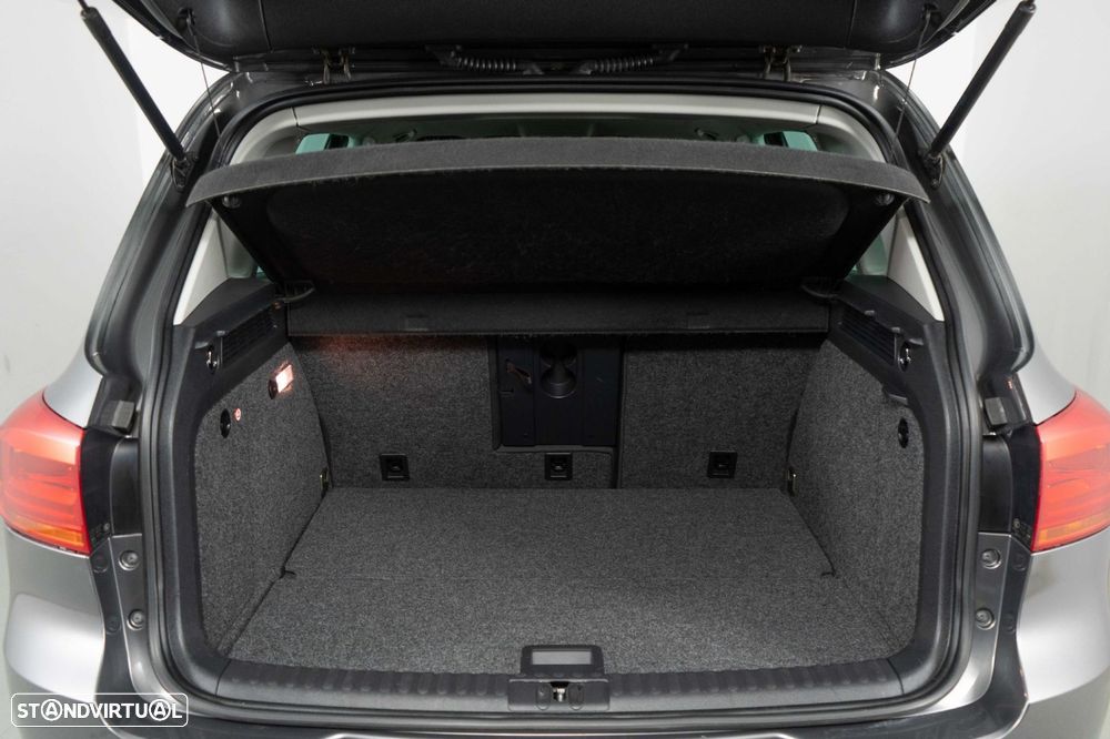 VW Tiguan 2.0 TDi Sport BlueMotion - 26