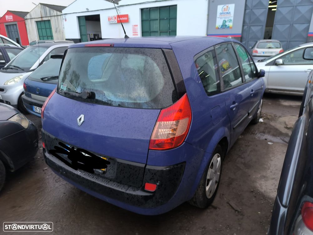 Renault Grand Scénic 1.9 dCi C. Dynamique - 2