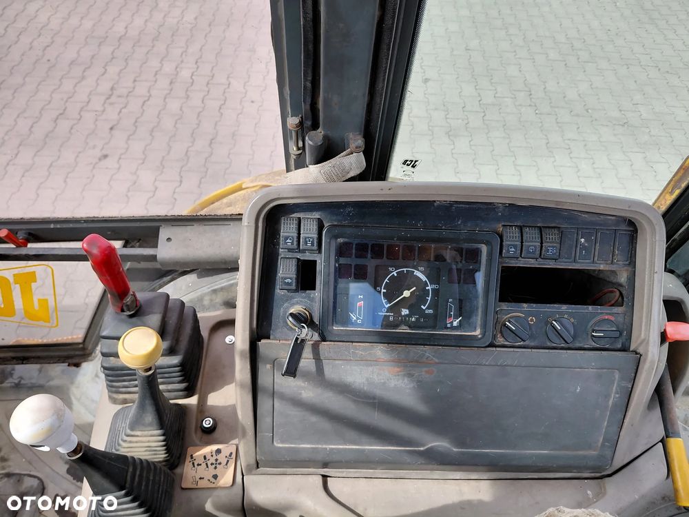 JCB 4 CX - 36