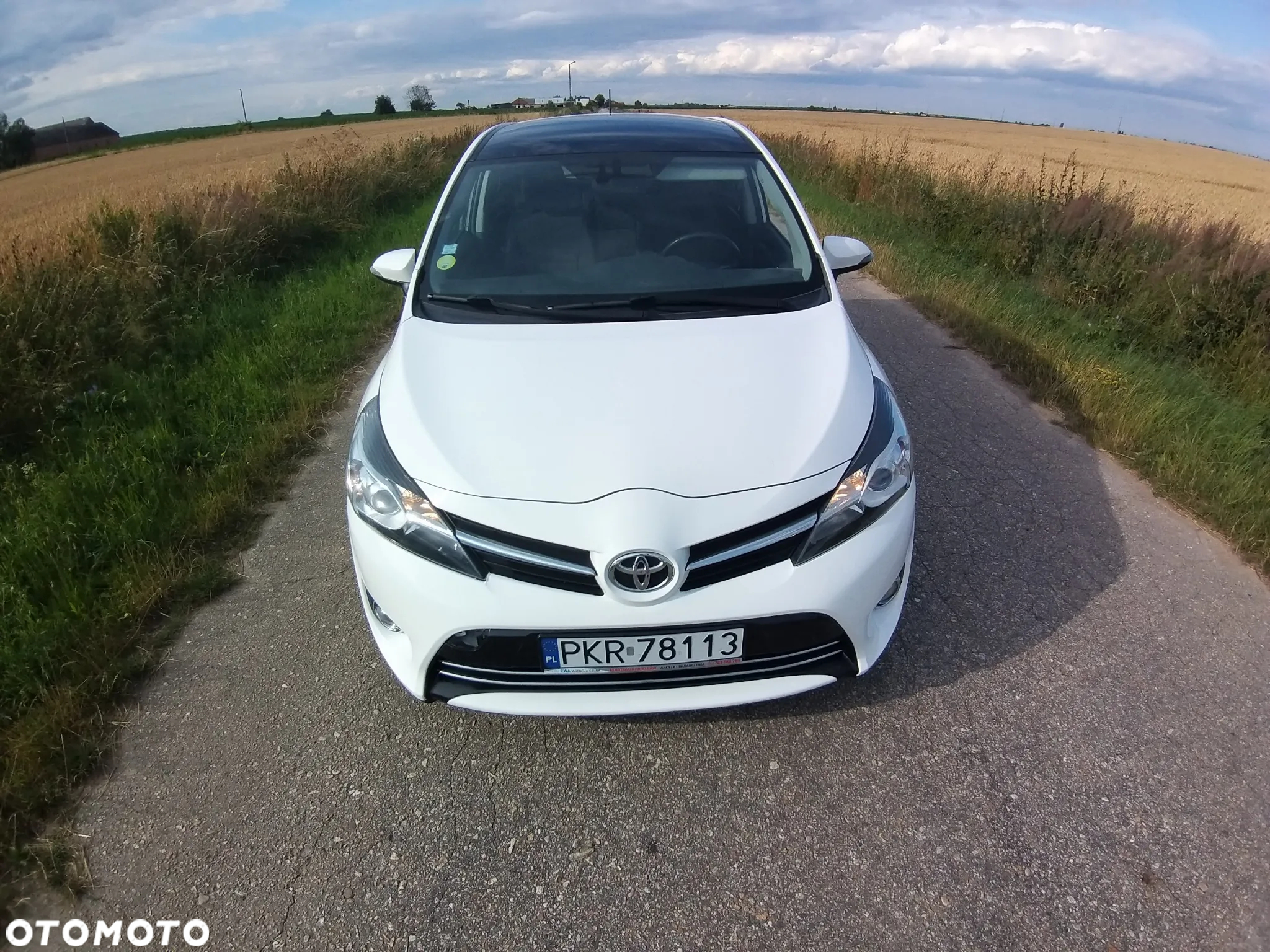 Toyota Verso 2.0 D-4D Premium - 11