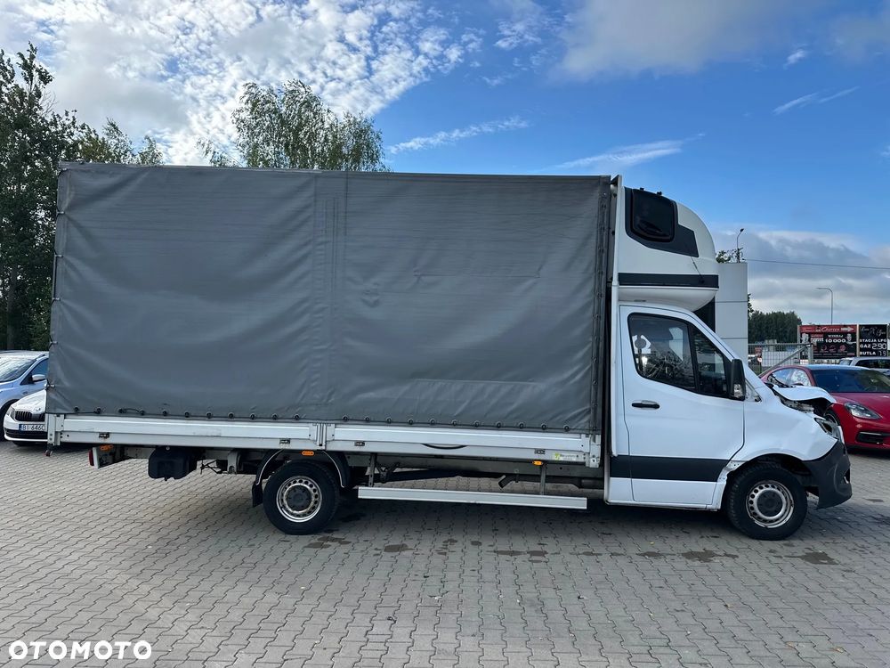 Mercedes-Benz Sprinter - 5