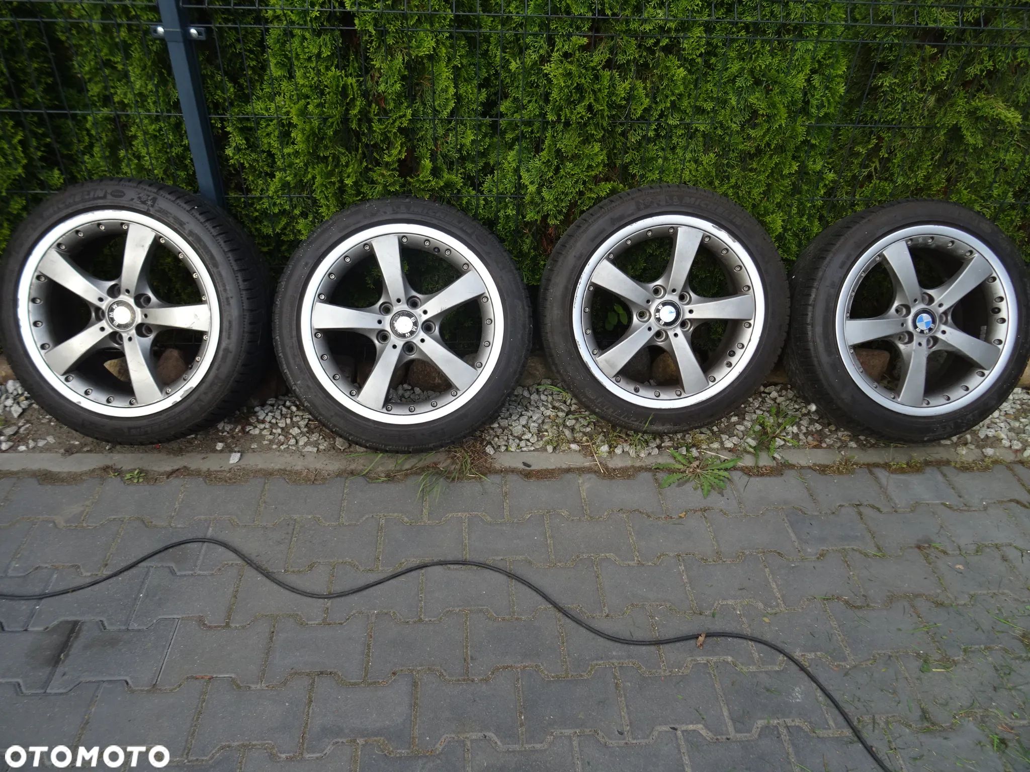 BMW felgi 18" borbet 5x120 skrecane - 1