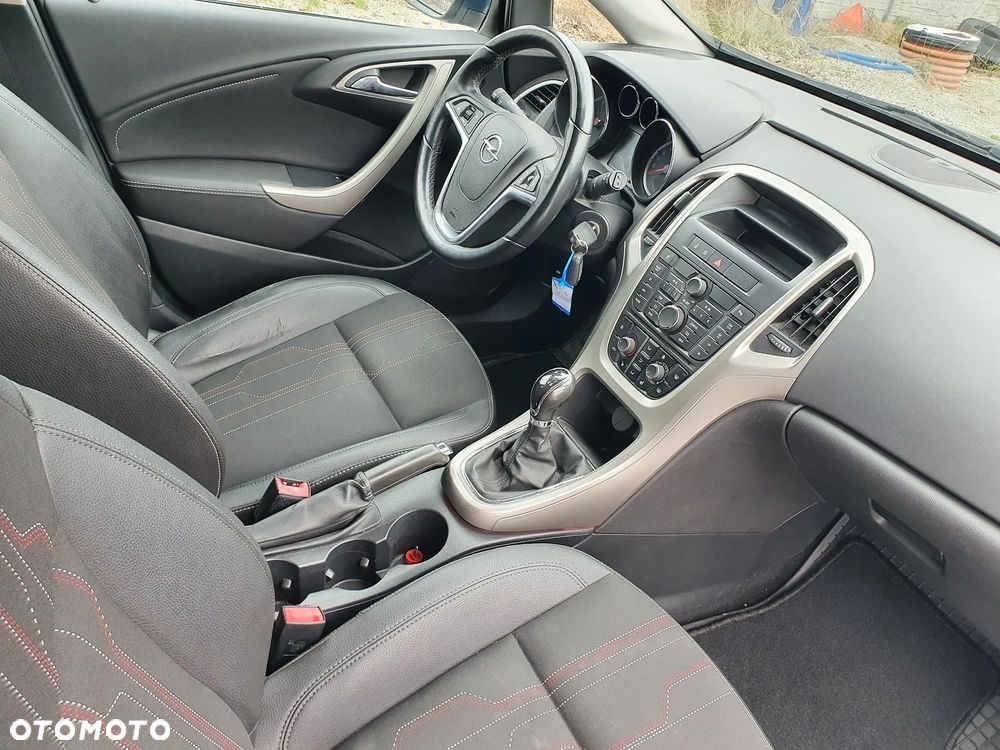 Opel Astra 1.4 Turbo - 13