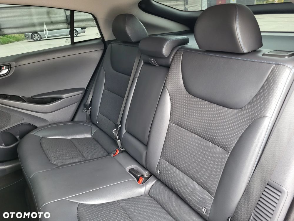 Hyundai IONIQ Plug-in hybrid Platinum - 26