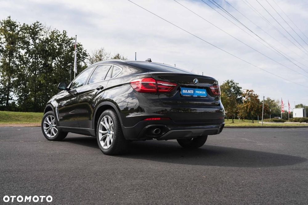 BMW X6 - 12