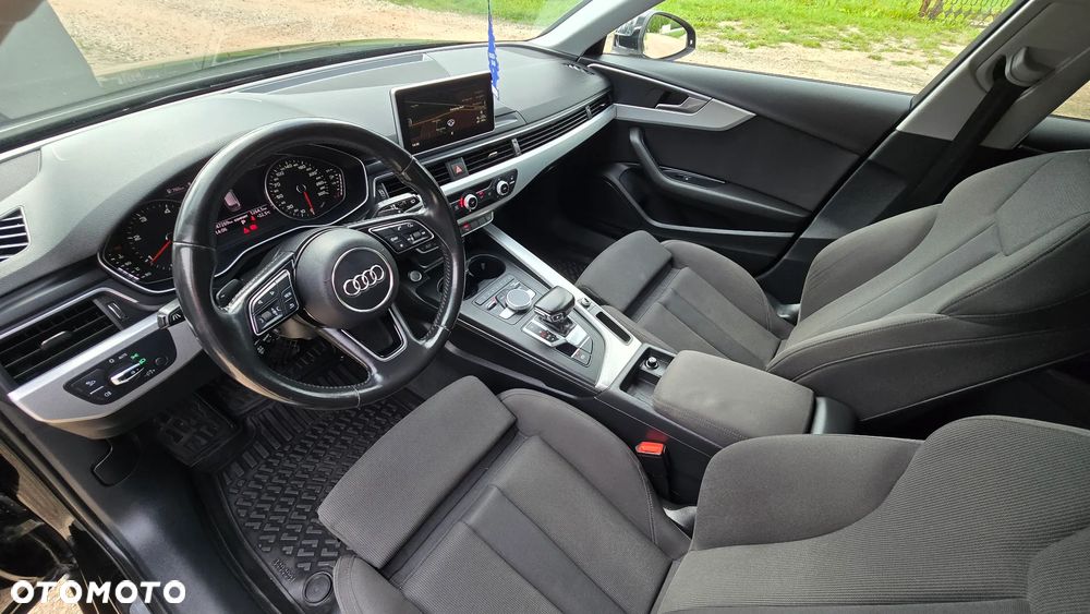 Audi A4 Avant 2.0 TDI ultra S tronic - 17