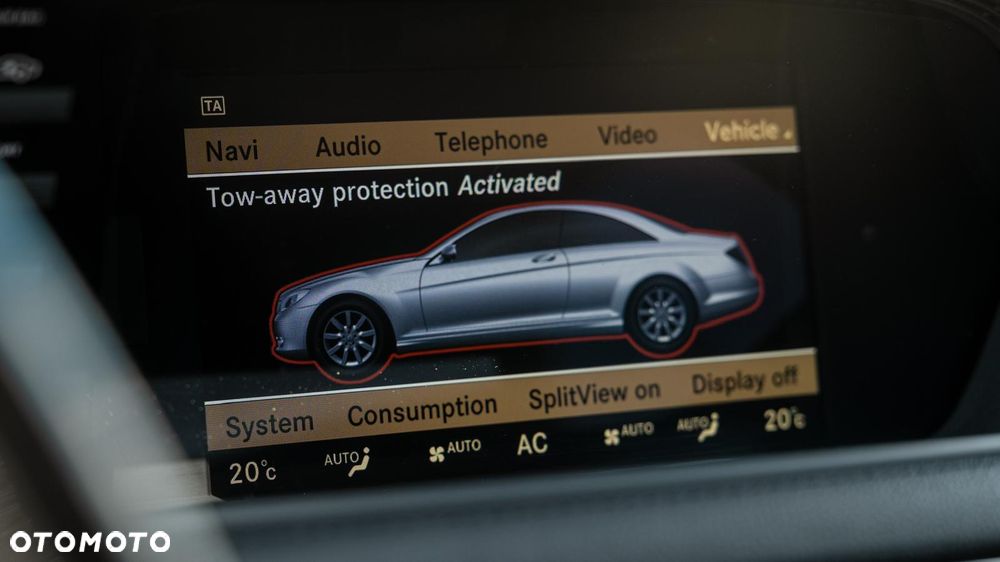 Mercedes-Benz CL 500 4-Matic BlueEff - 31