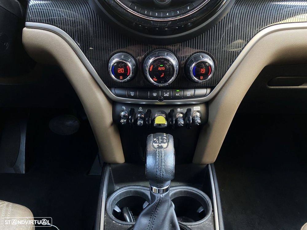 MINI Countryman Cooper SE ALL4 Auto — fotografia 13