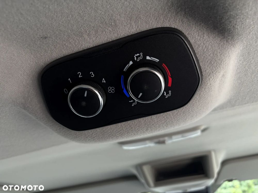 Ford Transit Custom L2H1 VA Autm Trend - 32