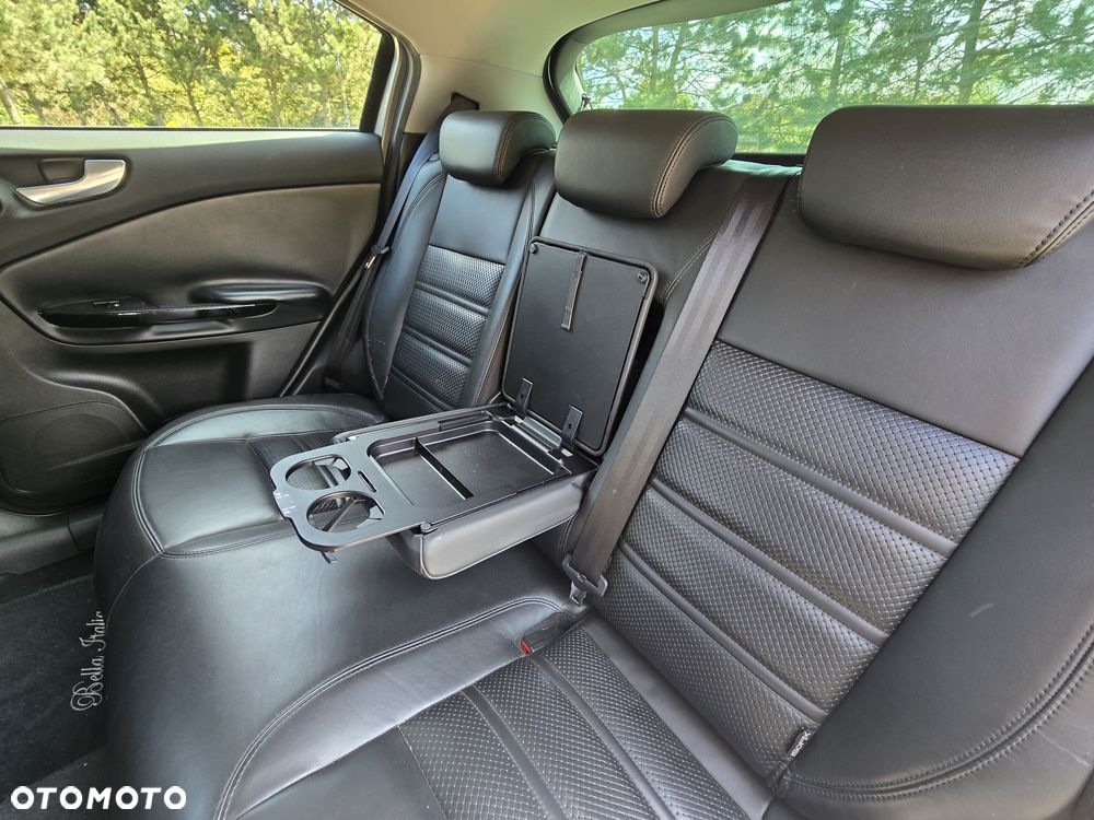 Alfa Romeo Giulietta 2.0 JTDM 16V - 12