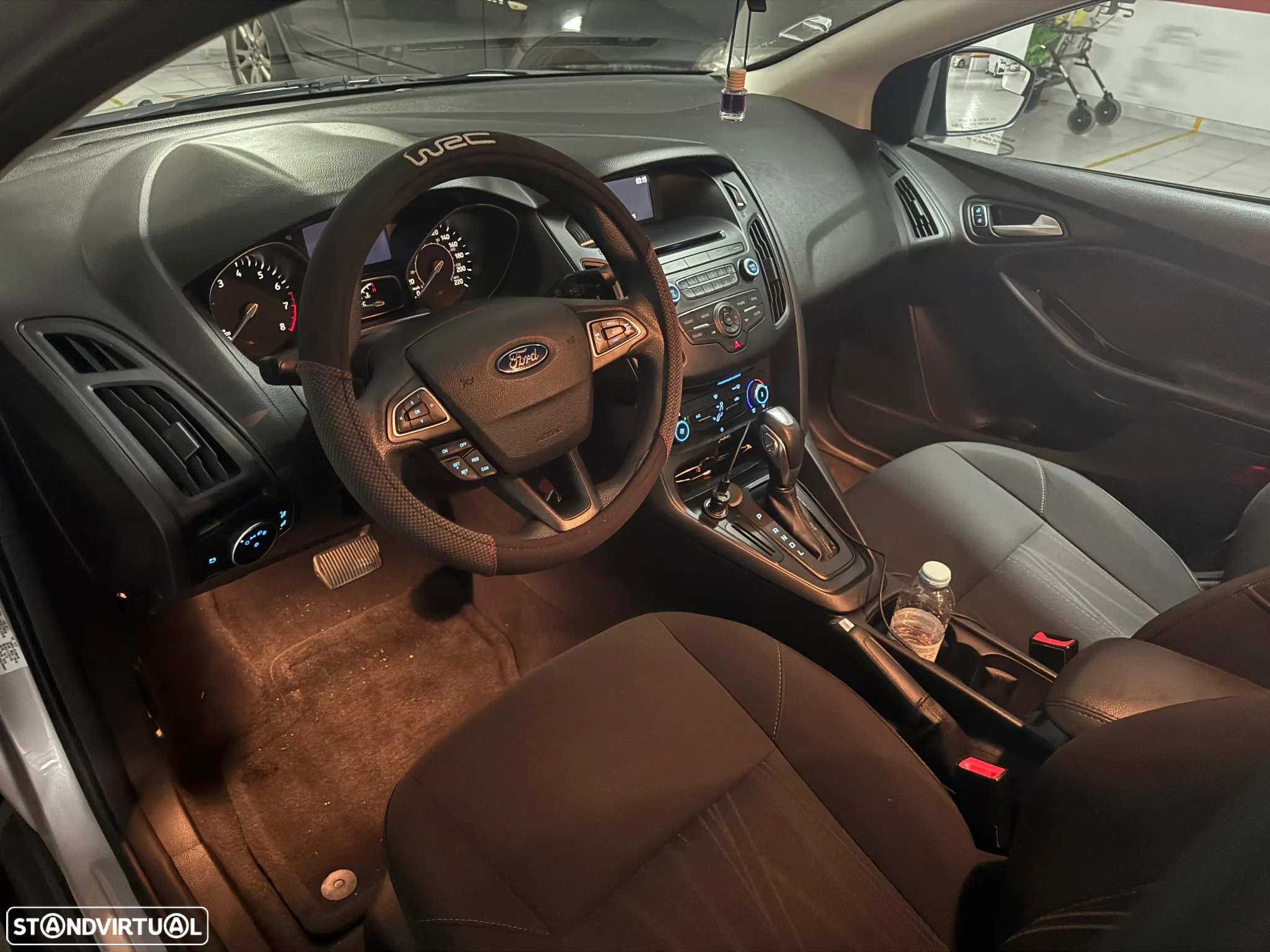 Ford Focus - 8