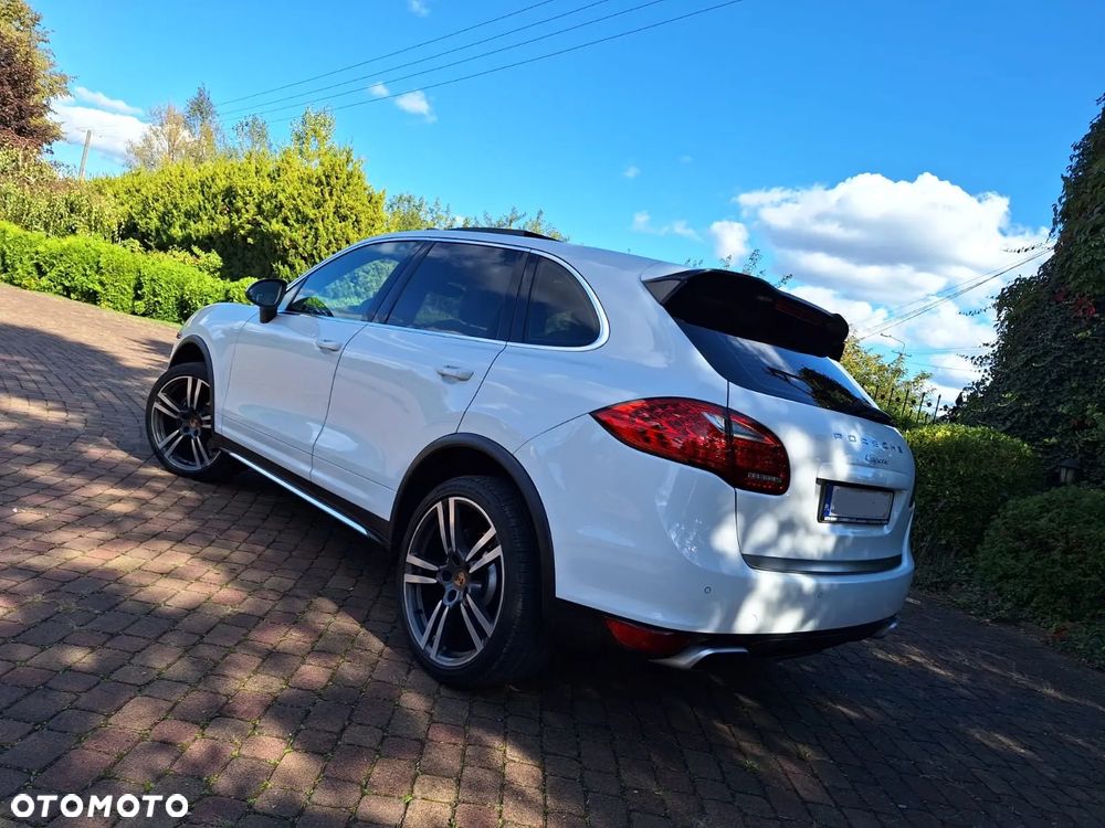 Porsche Cayenne - 34