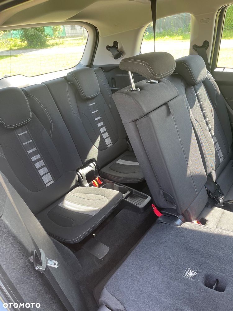 BMW Seria 2 216d Luxury Line - 9