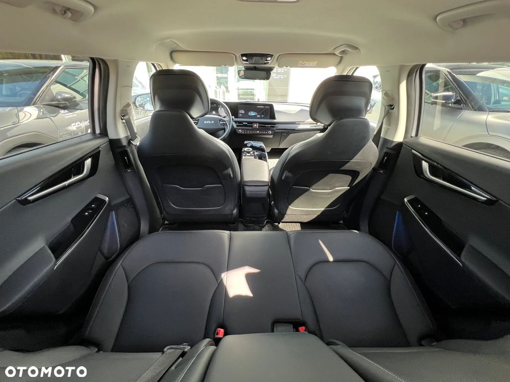 Kia EV6 77.4kWh Plus - 17