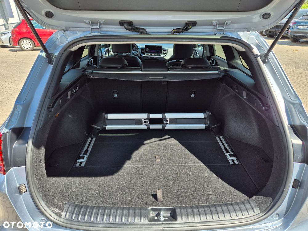 Kia Ceed 1.5 T-GDI Business Line - 16