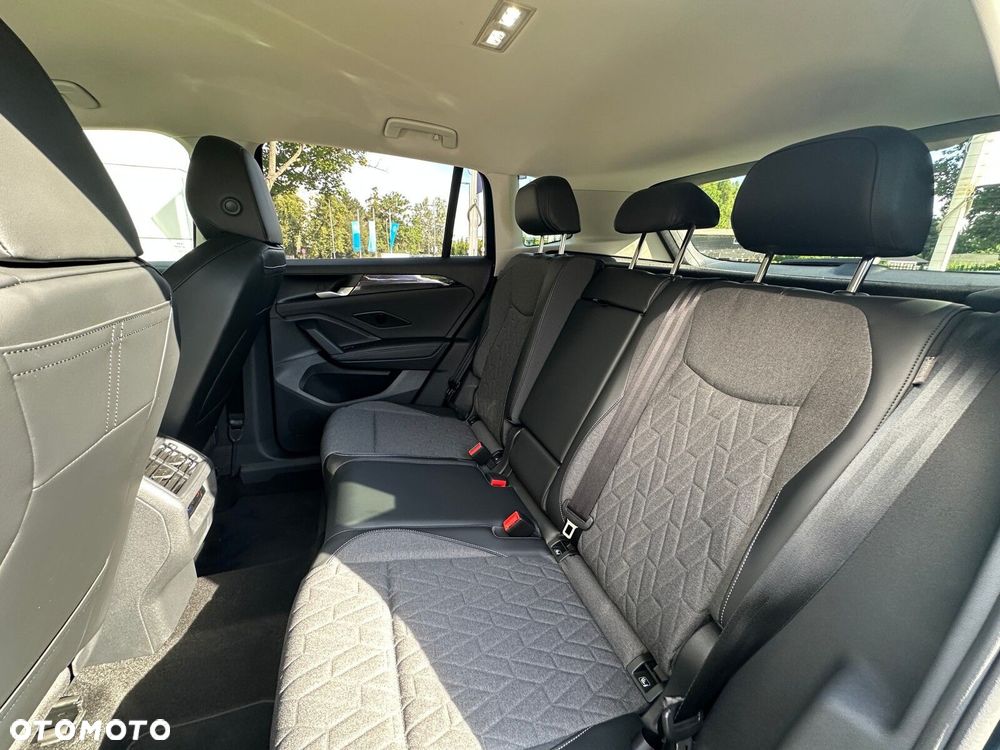 Volkswagen Tiguan - 25