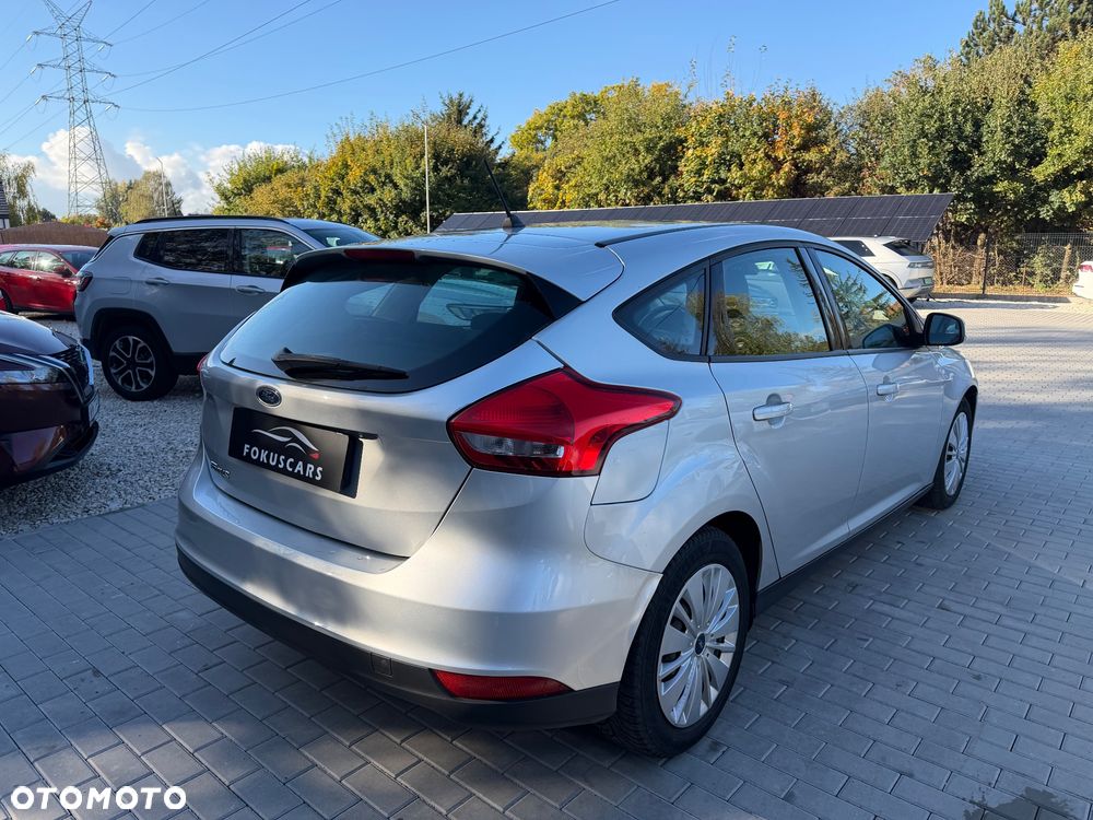 Ford Focus 1.5 TDCi Trend - 8