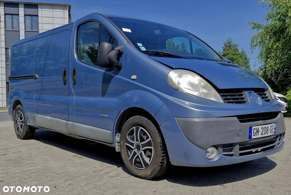 Renault Trafic - 2