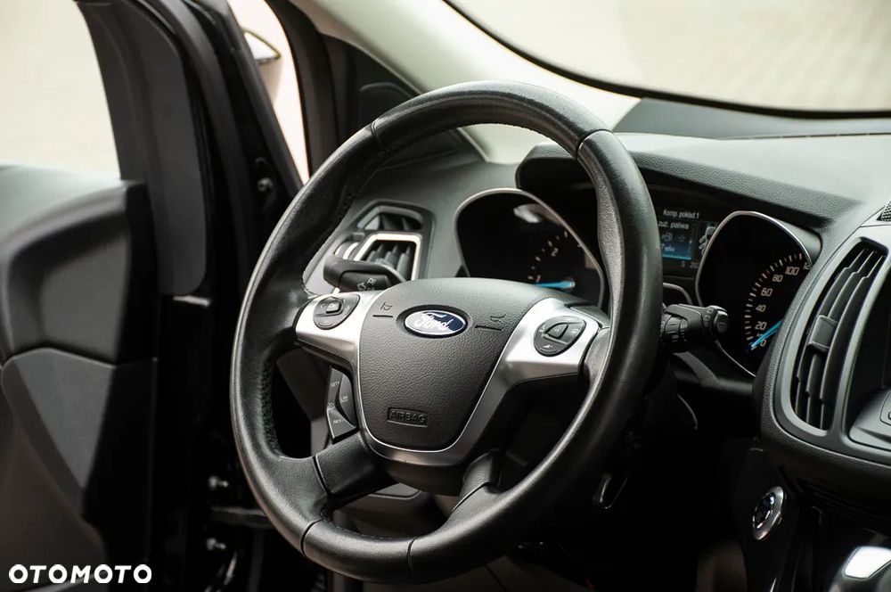 Ford Kuga 2.0 TDCi 4WD Titanium - 27