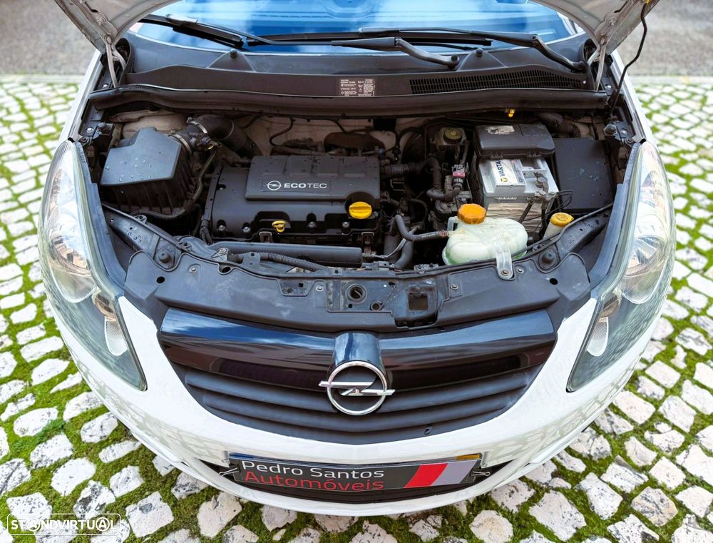 Opel Corsa 1.2 Black Edition 129g - 21