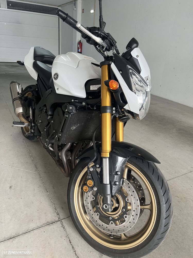 Yamaha FZ - 2