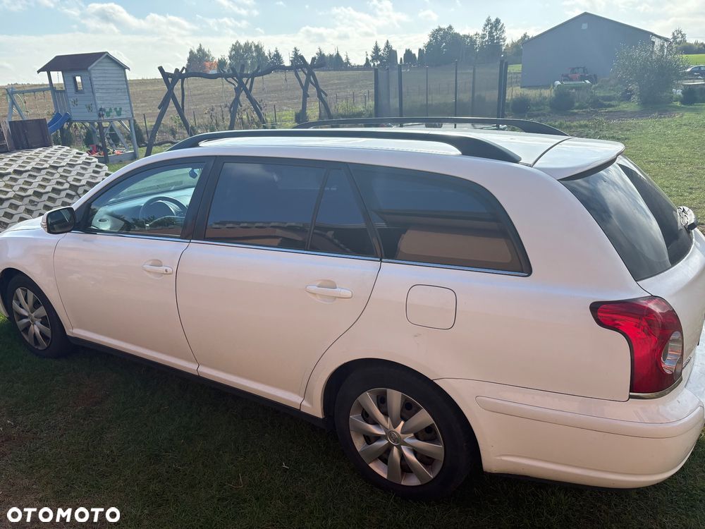 Toyota Avensis 2.0 D-4D Luna - 9