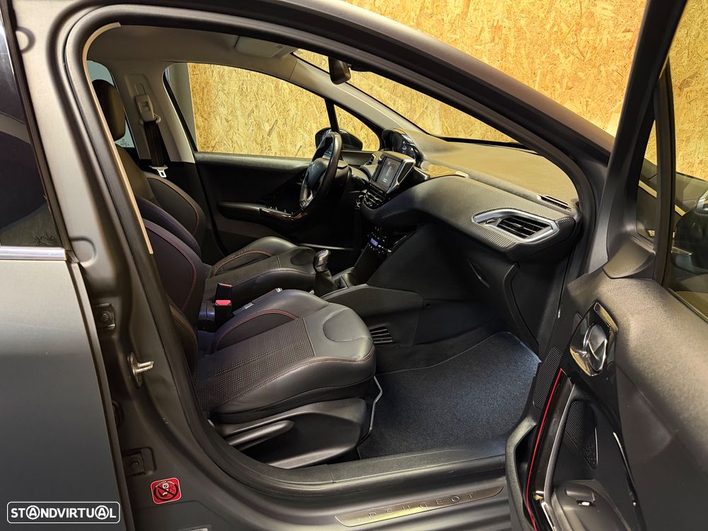Peugeot 208 1.2 PureTech GT Line - 10