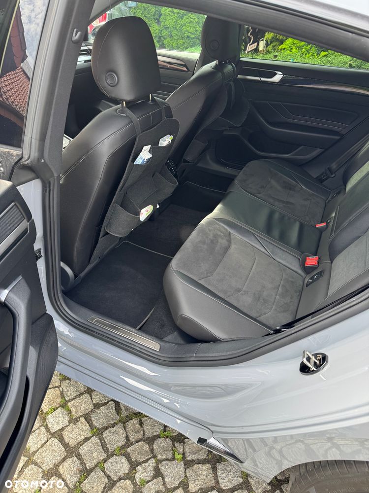 Volkswagen Arteon 2.0 TDI R-Line DSG - 26