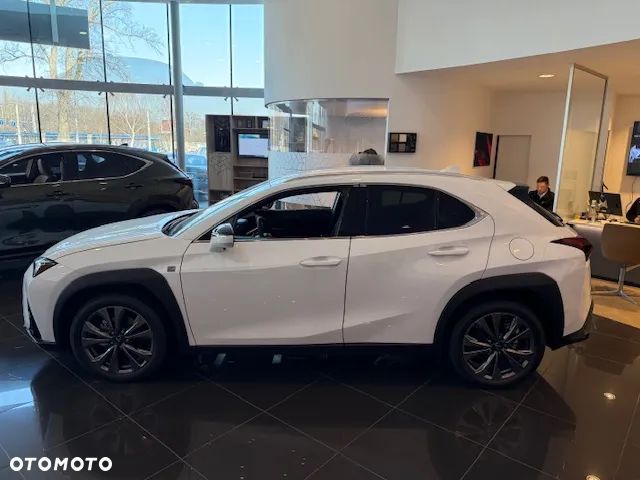 Lexus UX 300h F Sport Design - 2