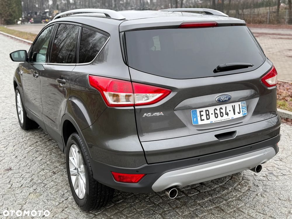 Ford Kuga 2.0 TDCi 2x4 Titanium - 13