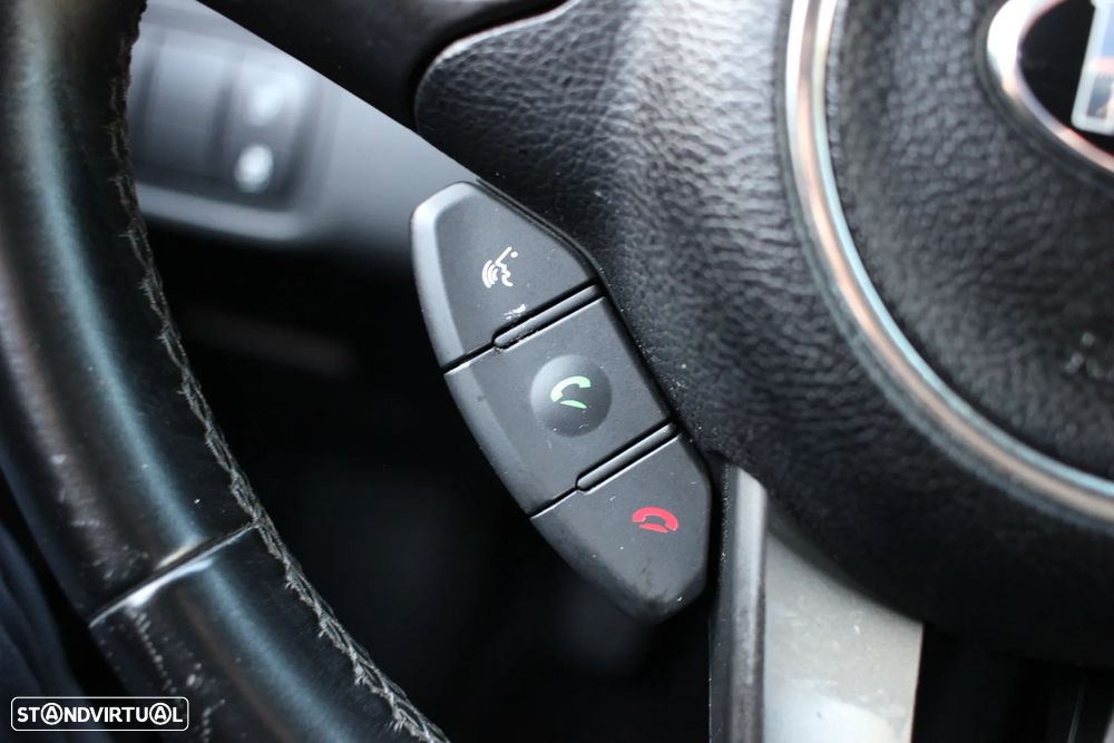 Kia Carens 1.7 CRDi ISG TX - 21