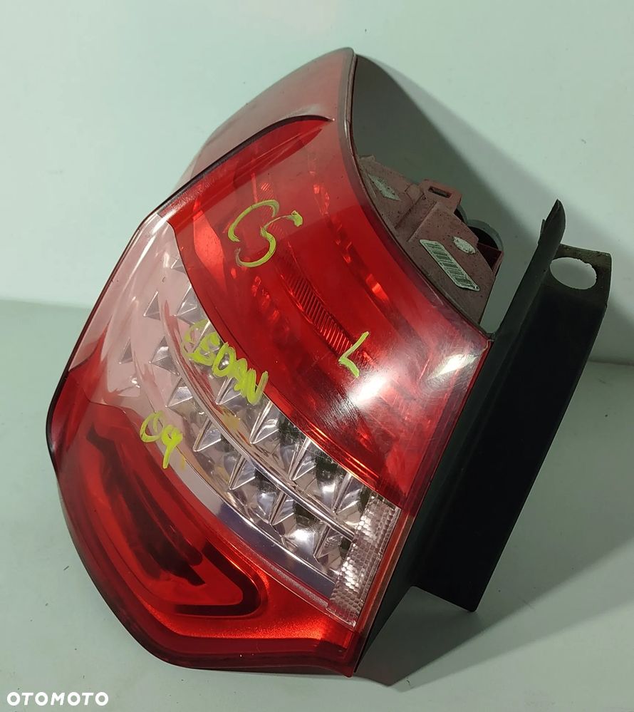 lampa lewa tylna CITROEN C5 III X7 08-13 SEDAN - 2