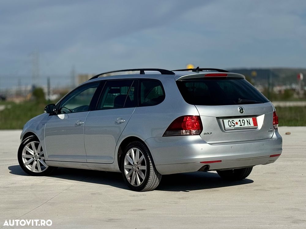 Volkswagen Golf 1.6 TDI DPF MATCH - 10