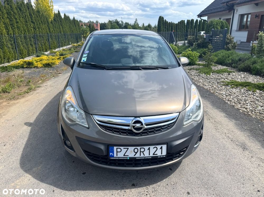 Opel Corsa 1.4 16V 150 Jahre - 2