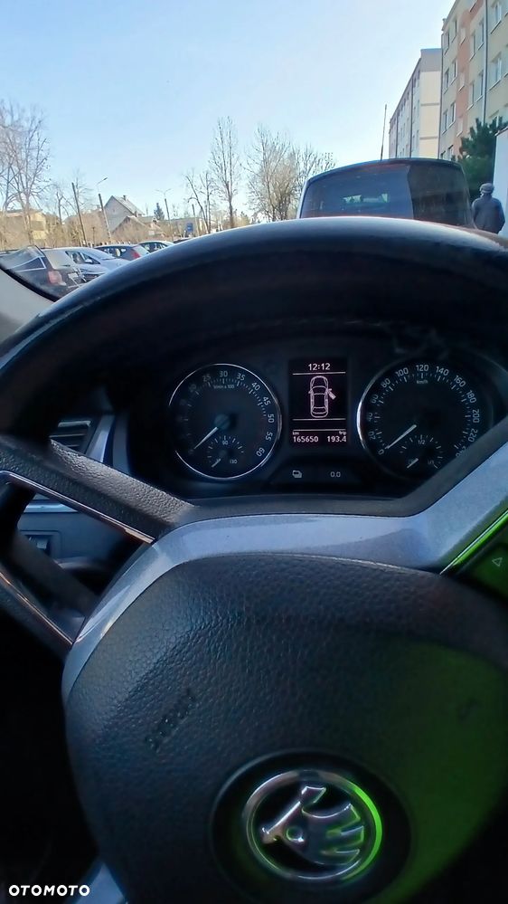 Skoda RAPID 1.6 TDI DPF Edition - 15