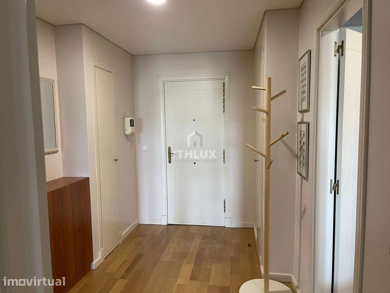 Apartamento T1 no Condomínio Privado Twin Towers – Campolide, Lisboa - Grande imagem: 4/16