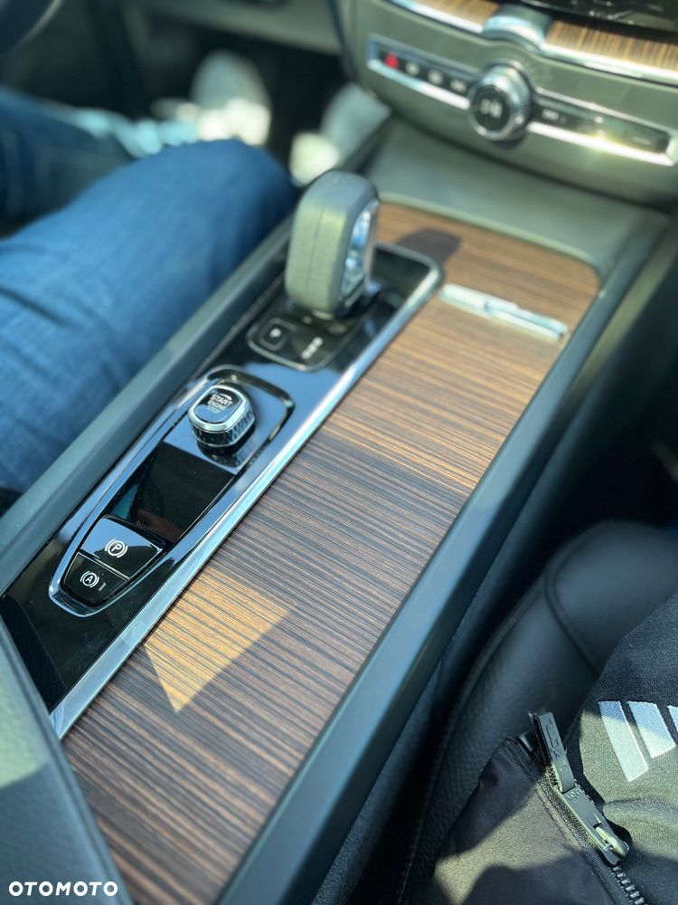 Volvo XC 60 - 8