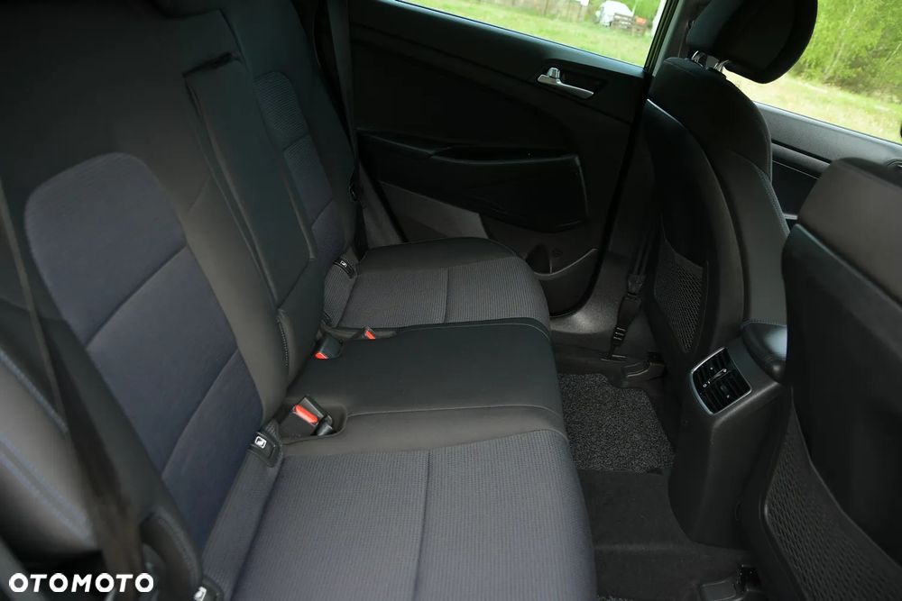 Hyundai Tucson 1.6 GDi 2WD Select - 22